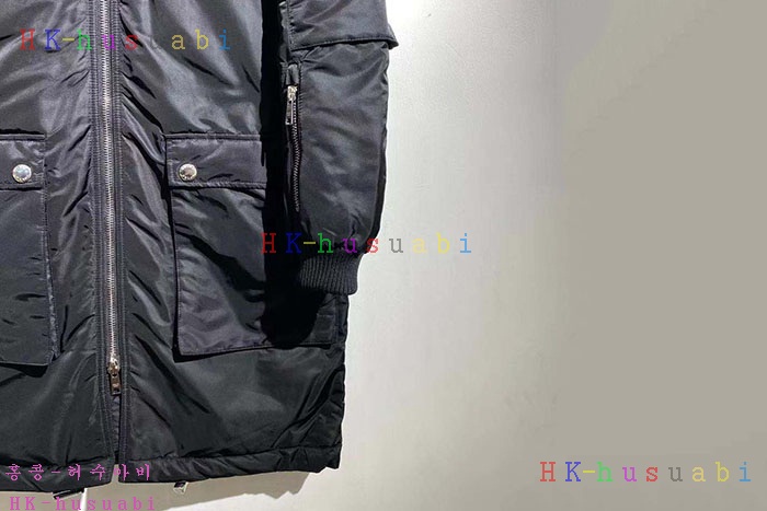 NEW 프라다 패딩 신상 P 4478903