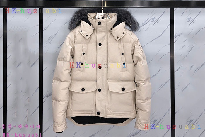 NEW 무스너클 패딩 신상 M 558240