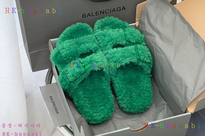 NEW 발렌시아가 신발 신상 B 558257