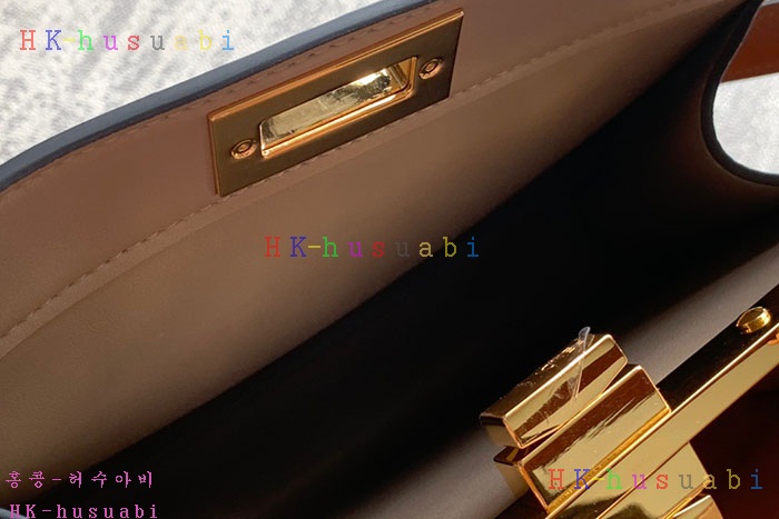 ★미러급★펜디 피카부 아이씨유 8BN327