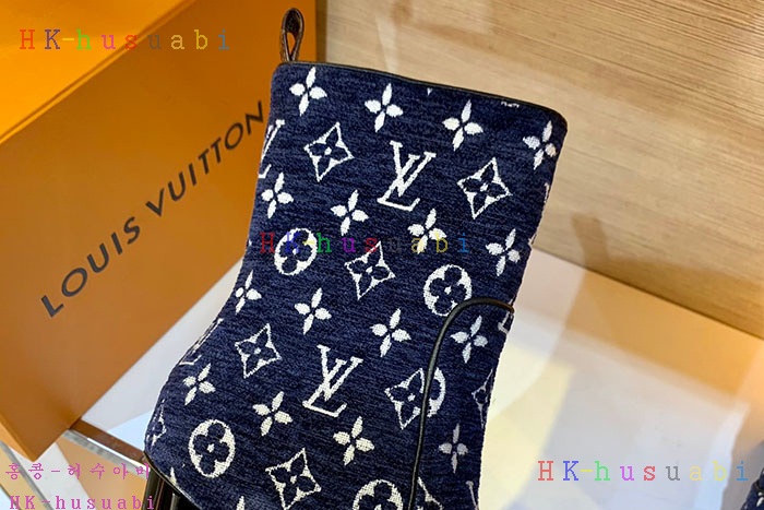 NEW 루이비통 부츠 신상 LV 225400
