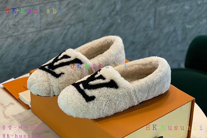 NEW 루이비통 신발 신상 LV 227702