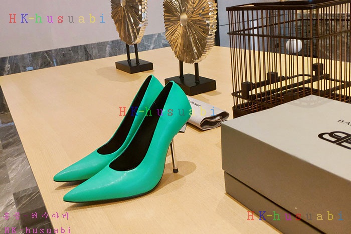 NEW 발렌시아가 신발 신상 B 225016