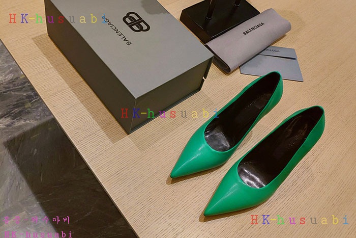 NEW 발렌시아가 신발 신상 B 225016