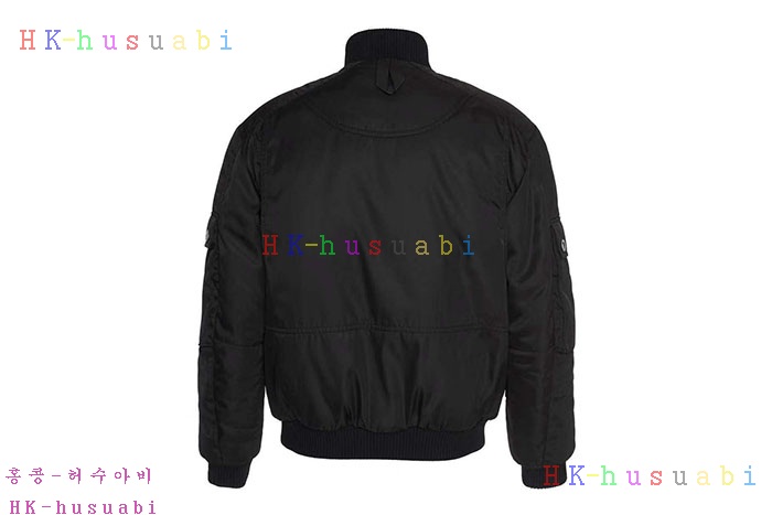 NEW 프라다 패딩 신상 P 992438