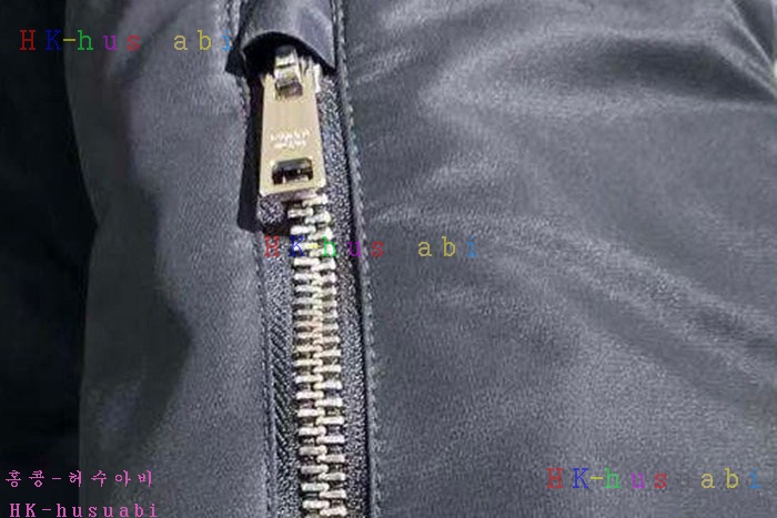 NEW 프라다 패딩 신상 P 992438