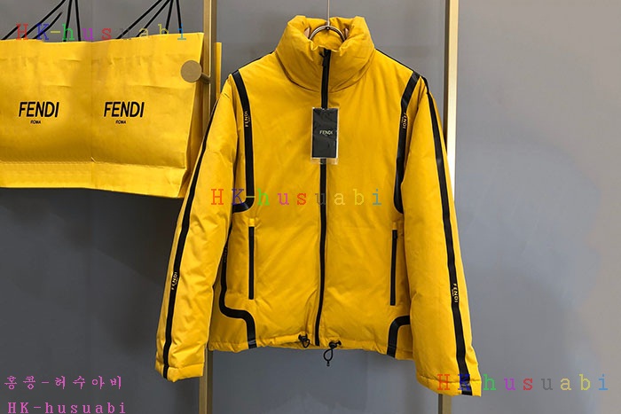 NEW 펜디 패딩 신상 FD 2245525