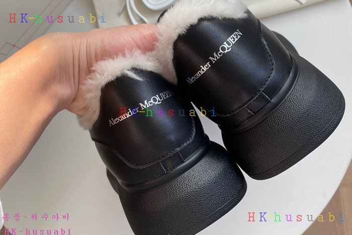 NEW 알렉산더맥퀸  신발 신상 M114240