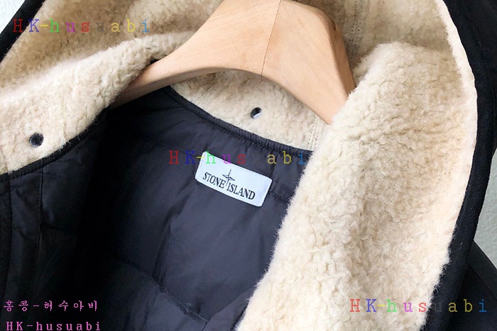 NEW 스톤 아일랜드 패딩 신상 ST 2288245