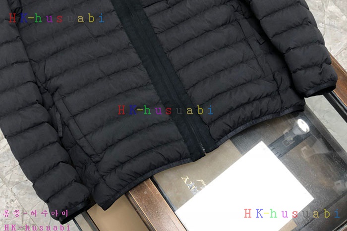 NEW 스톤 아일랜드 패딩 신상 ST 2288260