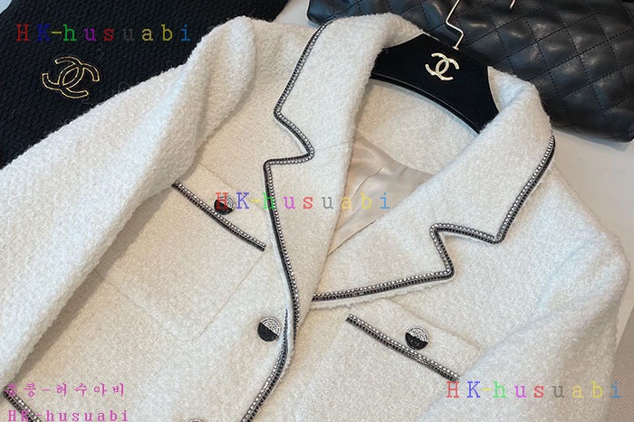 NEW 샤넬 자켓  치마 셋트 신상 C 58542