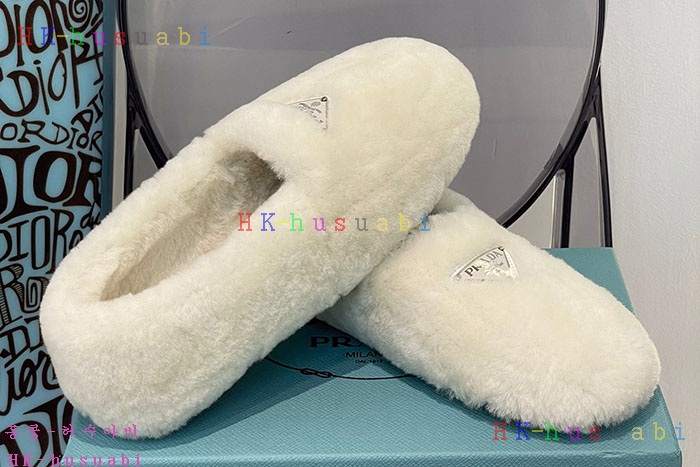 NEW 프라다 신발  신상 P 442822
