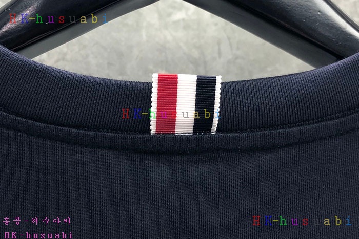 NEW 톰브라운 긴팔티 신상 TB 552564