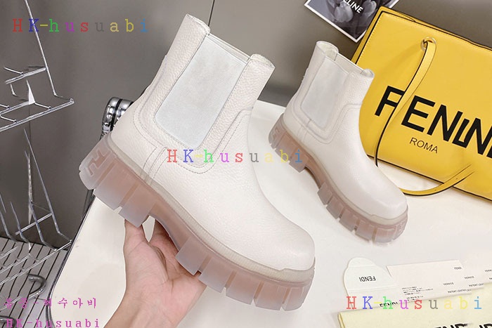 NEW 펜디 부츠 신상 FD 1124002