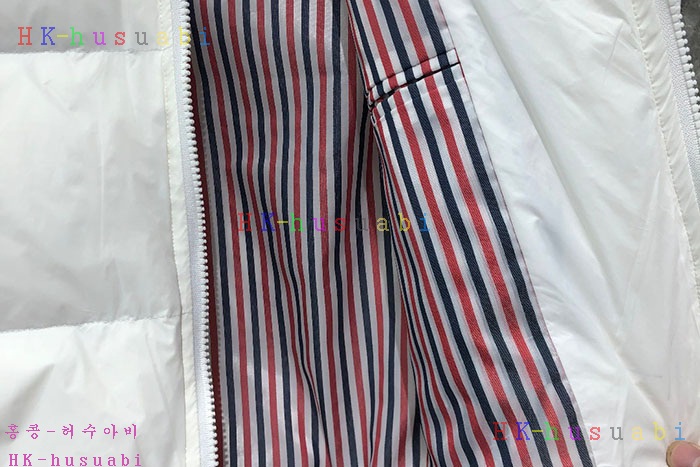NEW 톰브라운 패딩조끼 신상 TB 352251