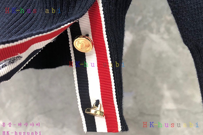 NEW 톰브라운 니트 신상 TB 352271