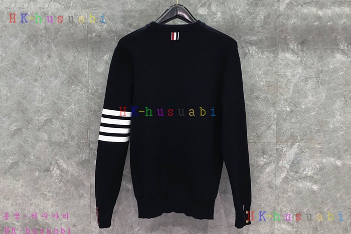 NEW 톰브라운 니트 신상 TB 352271