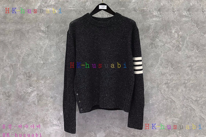 NEW 톰브라운 니트 신상 TB 352257