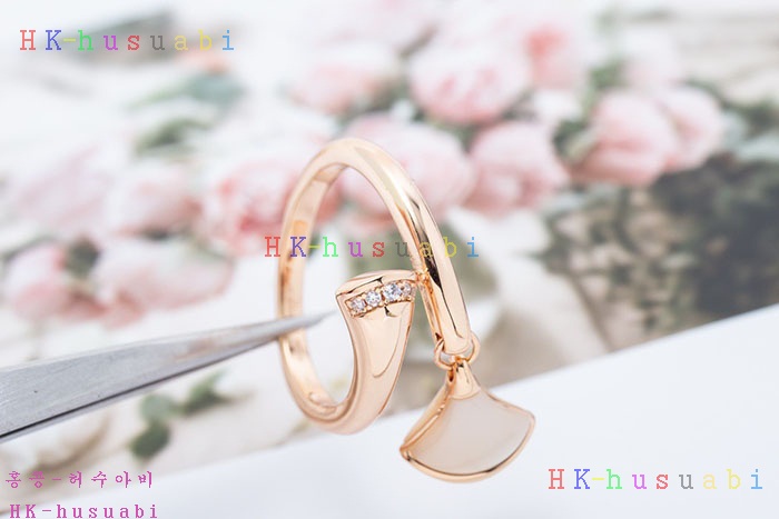 NEW 불가리 반지 신상 B 696627