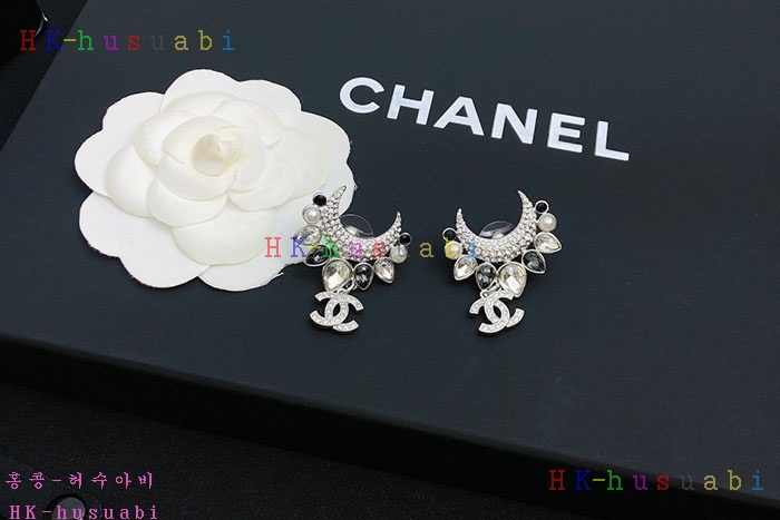NEW 샤넬 귀걸이 신상 C 552506