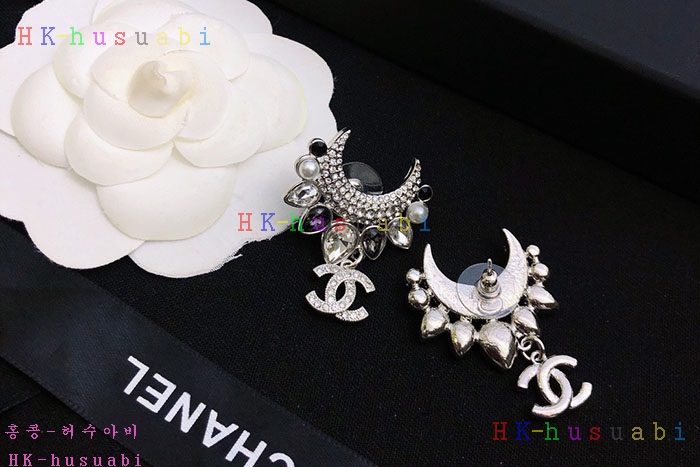 NEW 샤넬 귀걸이 신상 C 552506
