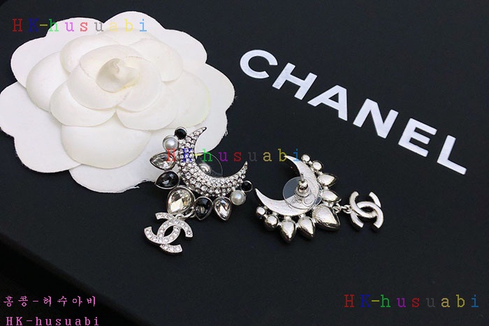 NEW 샤넬 귀걸이 신상 C 552506