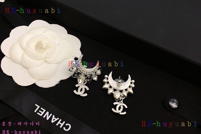 NEW 샤넬 귀걸이 신상 C 552506