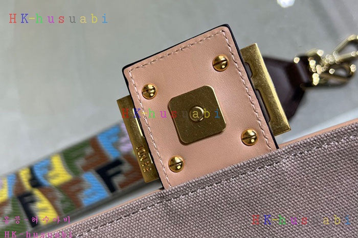 ★미러급★펜디 FF 캔버스 바게트 8BR600-2