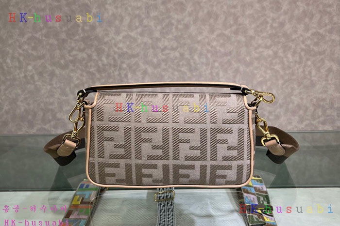 ★미러급★펜디 FF 캔버스 바게트 8BR600-2