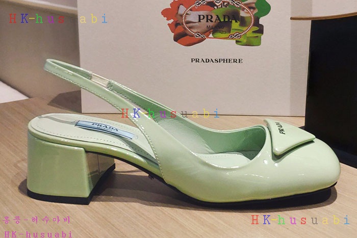 NEW 프라다 스니커즈 신상 P 663627