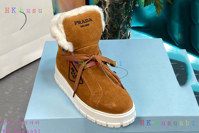 NEW 프라다 스니커즈 신상 P 663610