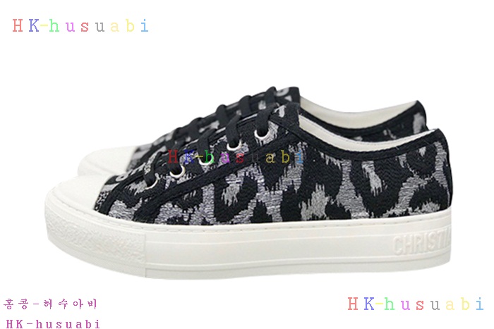 NEW  디올 스니커즈 신상 DR 566927