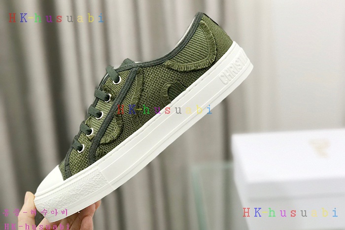 NEW  디올 스니커즈 신상 DR 566926