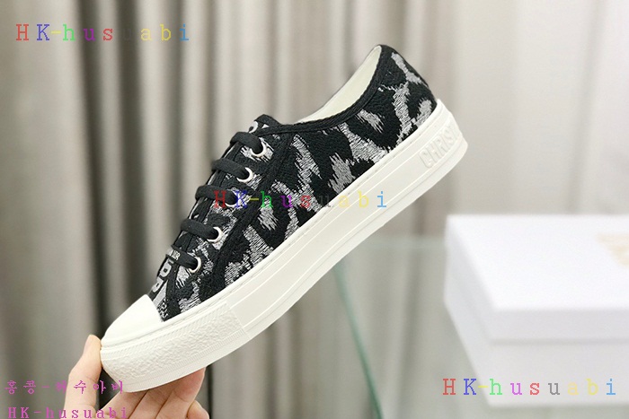NEW  디올 스니커즈 신상 DR 566927