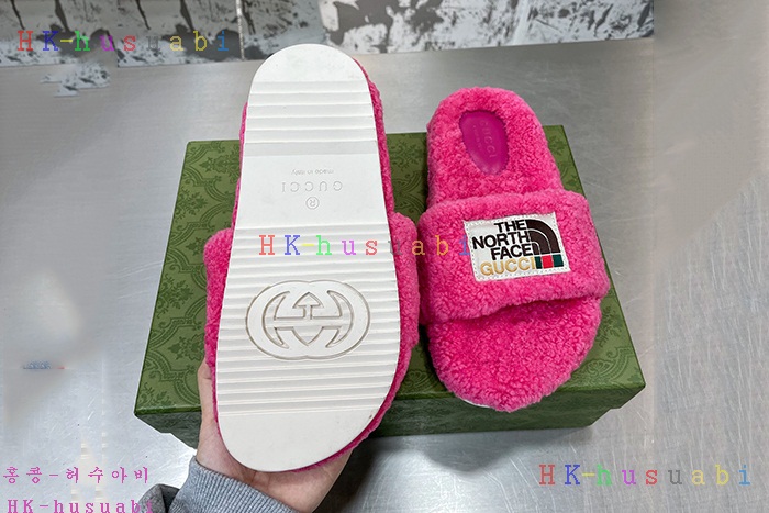 NEW 구찌 슬리퍼 신상 GU 4711404
