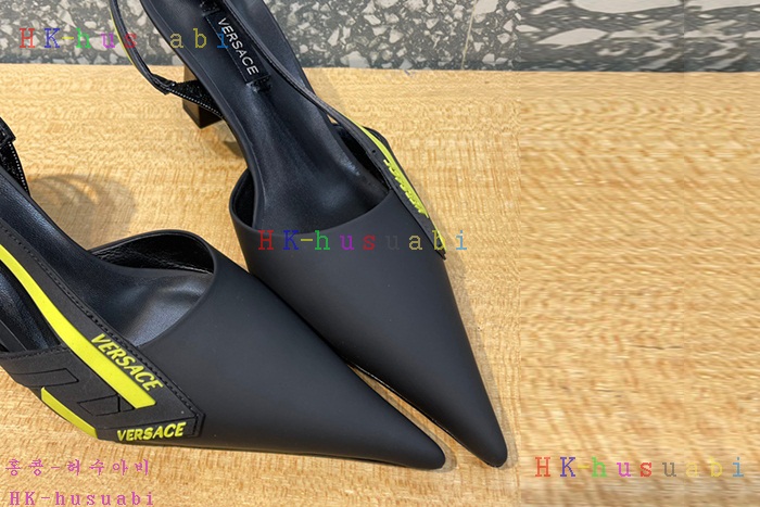 NEW 베르사체 신발 신상 V 428551