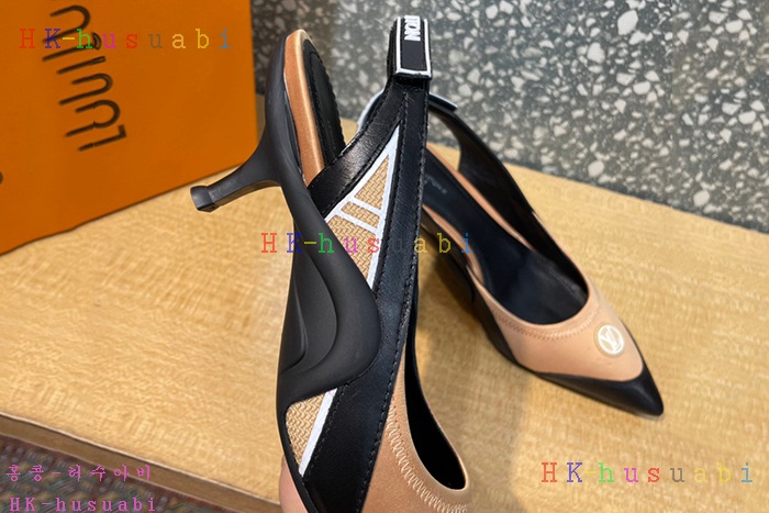 NEW 루이비통 신발 신상 LV 1142675