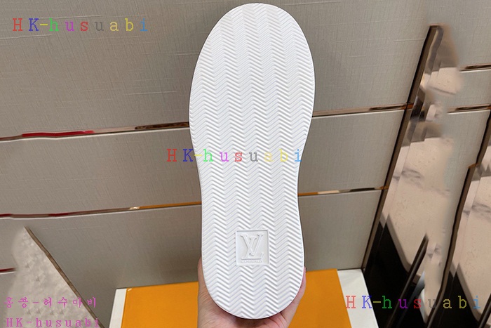 NEW 루이비통 스니커즈 신상 LV 1142667