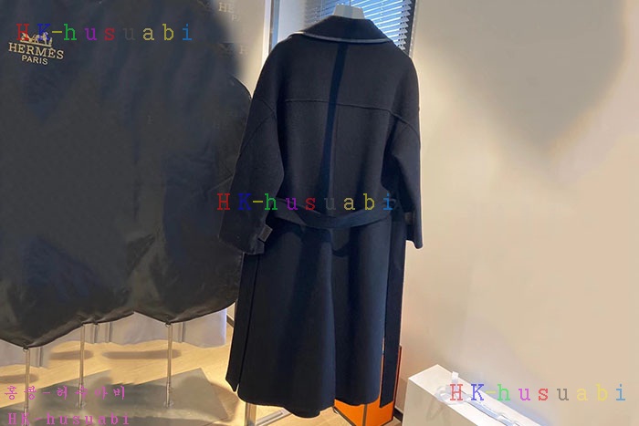 NEW 에르메스 코트 신상 H 2233004