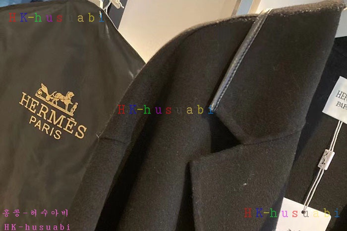 NEW 에르메스 코트 신상 H 2233004