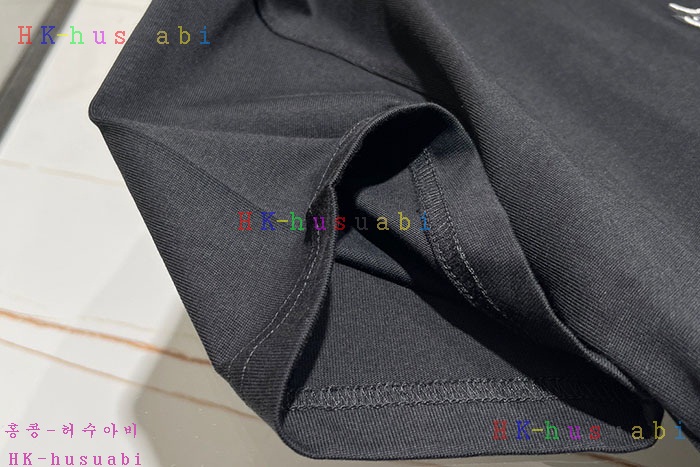 NEW 버버리 반팔티 신상 B 885245