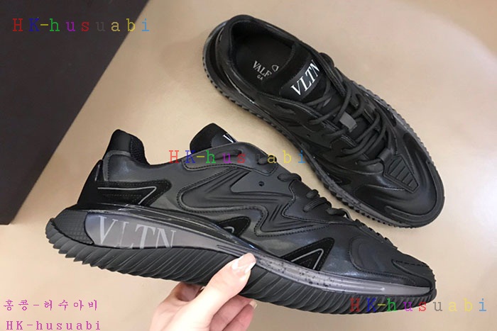 NEW 발렌티노 스니커즈 신상 V 999652
