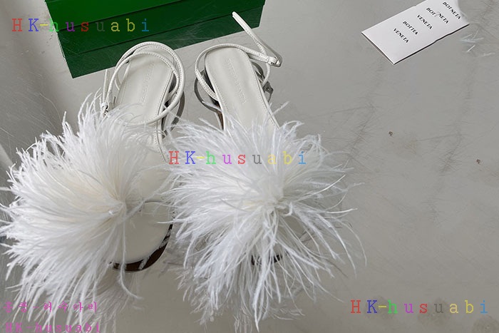 NEW 보테가베네타 샌들 신상 BV 885804