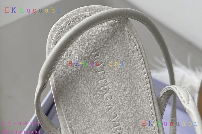 NEW 보테가베네타 샌들 신상 BV 885804
