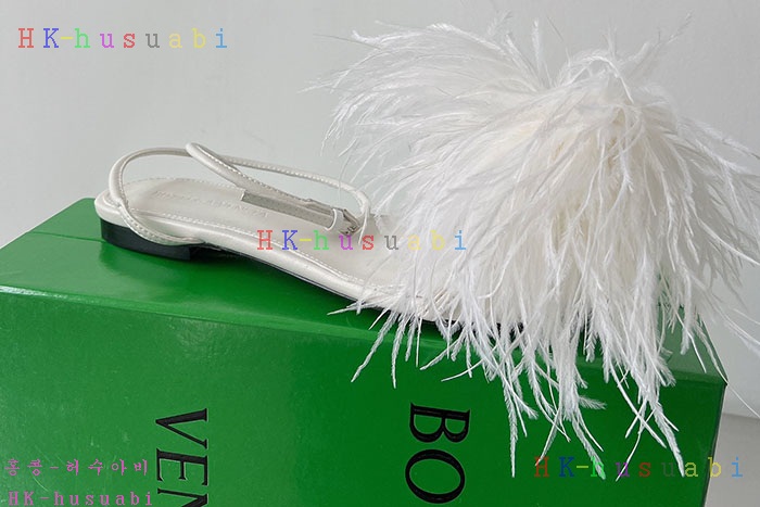 NEW 보테가베네타 샌들 신상 BV 885804