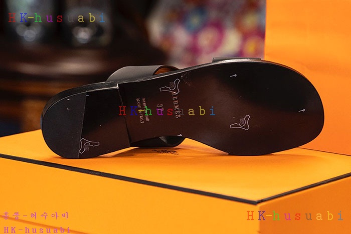 NEW 에르메스 샌들 신상 H 2425002