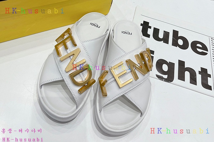 NEW 펜디 슬리퍼 신상 F  8855908