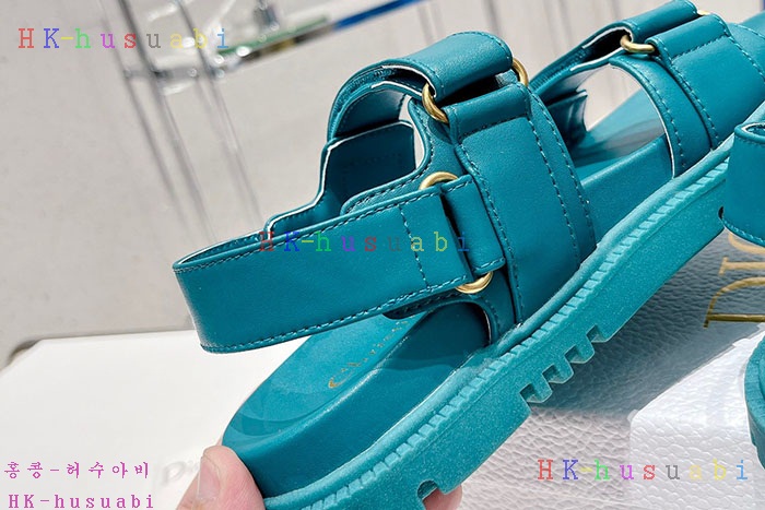 NEW 디올 샌들 신상 DR 810443