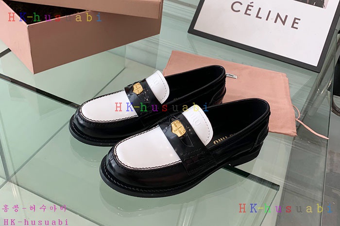 NEW 미우미우 신발 신상 M 554211