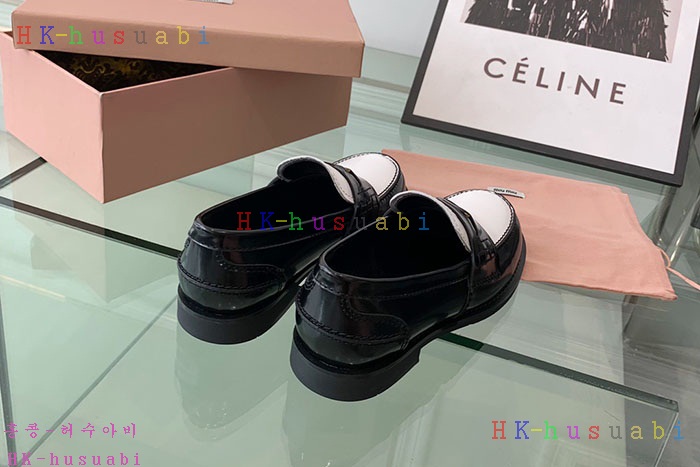 NEW 미우미우 신발 신상 M 554211